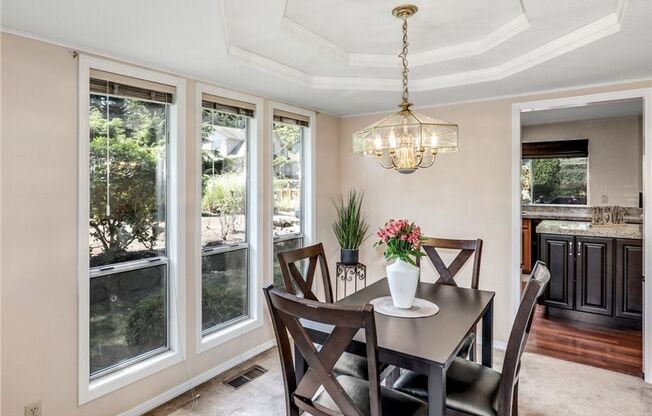 3bd/2.5ba Woodinville House