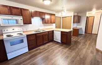 3 beds, 2 baths, 1,160 sqft, $1,360, Unit 800-301