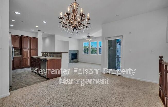 2901 ESPLANADE CIR