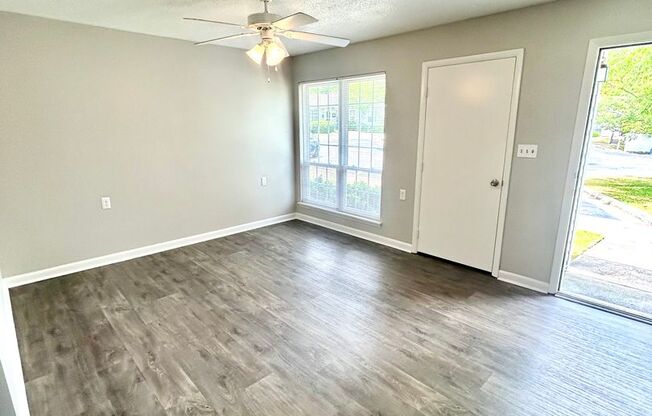 1 bed, 1 bath, 815 sqft, $900, Unit 1088