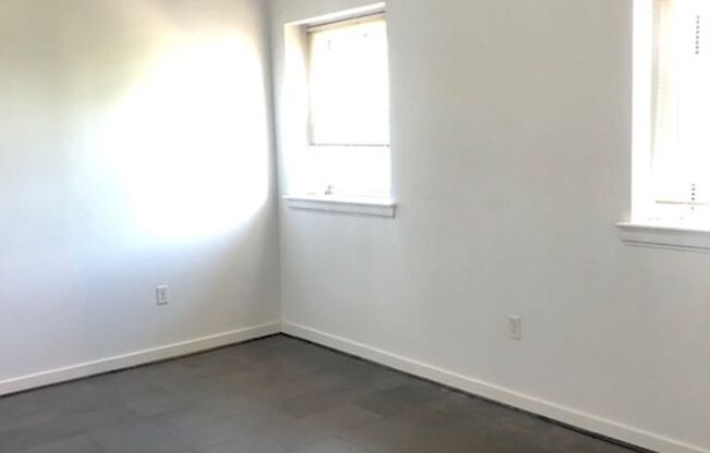 2 beds, 2 baths, $1,899, Unit 527