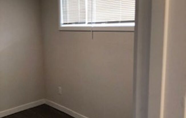 1 bed, 1 bath, 324 sqft, $1,395, Unit 2-A