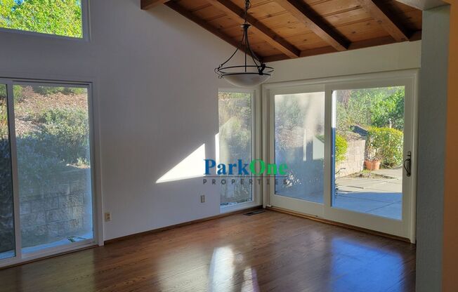 Charming Single Family Home in Orinda!