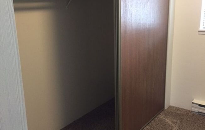 1 bed, 1 bath, 780 sqft, $1,810, Unit M204