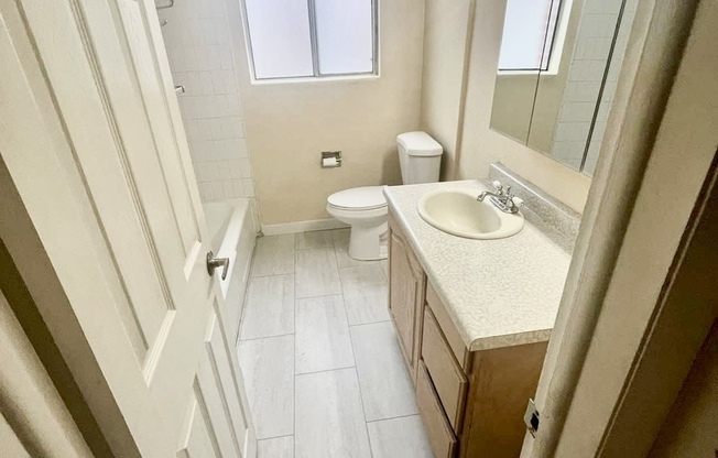 778 N 300 W Apt 1