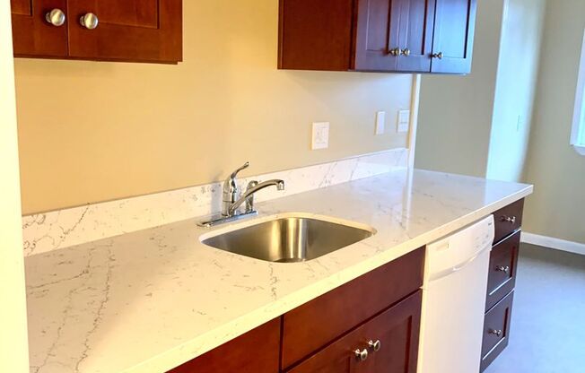 7919 35th Ave SW - (GSB-R240B - Vue Crest Apts)