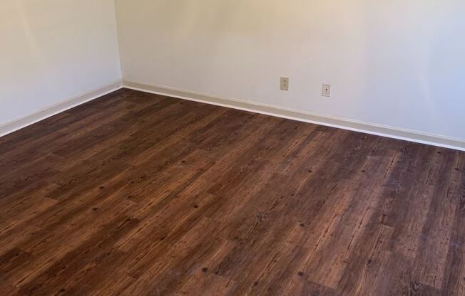 2Bed/2Bath Available at Court Square!