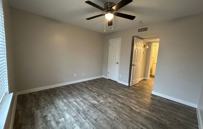 1 bed, 1 bath, 600 sqft, $1,000