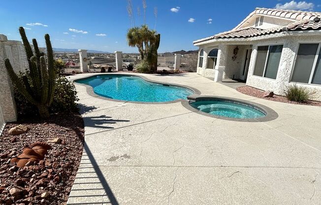 Winter Furnished Pool Home!