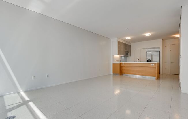 Veer Towers 2210E-CityCenter Views from this 1Bd/1Ba Residence