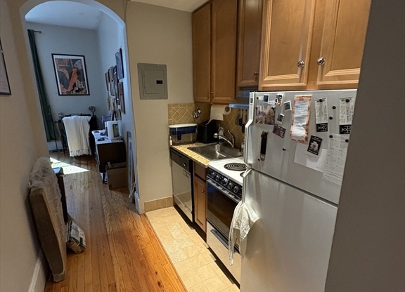 1 bed, 1 bath, 480 sqft, $3,200, Unit 3D