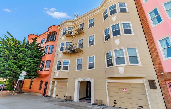 3366 Pierce Street Apartments