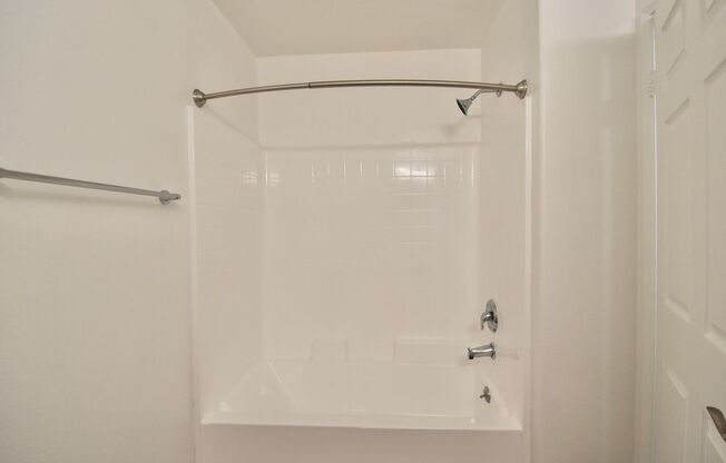 1 bed, 1 bath, 650 sqft, $2,195, Unit 104