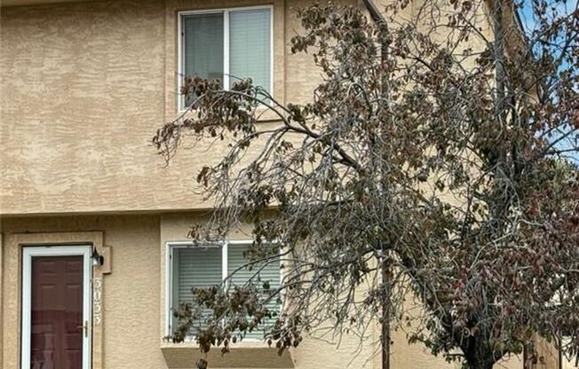 Charming 3 Bedroom 3 Bathroom Townhome with Private Patio