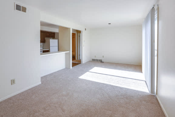 Liberty Square Apartments – Living Room – Sweet Home Schools - Air Conditioner - Appliances Included - 24 Hour Emergency Maintenance – Ask for a Tour - Pet Friendly