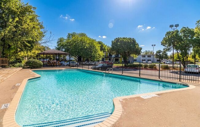 Creeks Edge Apartments