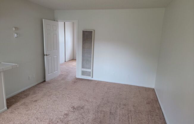 1 bed, 1 bath, $2,200, Unit # 107