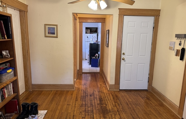 2039 Commonwealth Ave.