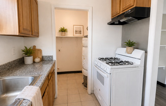 628- 646 N Fresno St