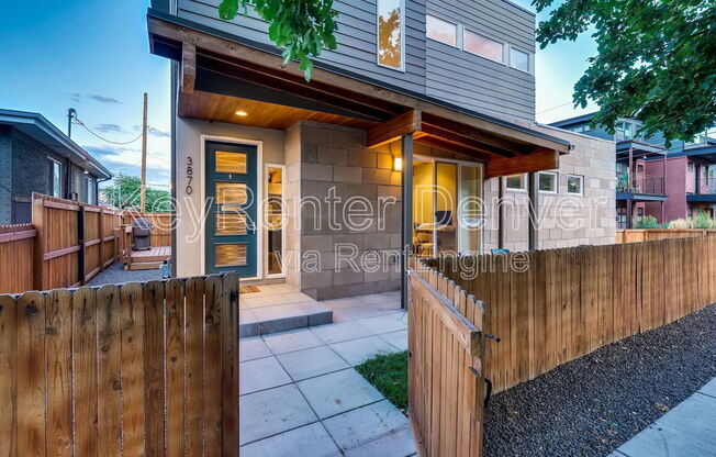 3870 N SHOSHONE ST