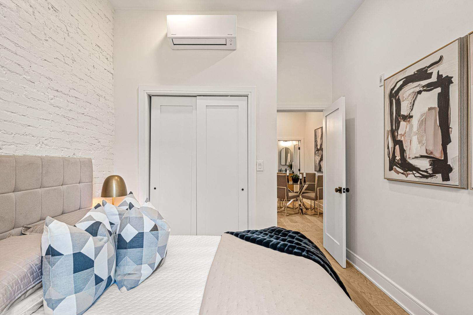 2303 Delancey