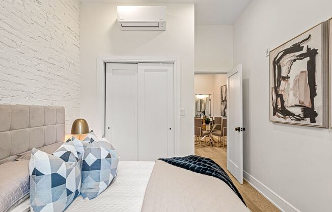 2303 Delancey
