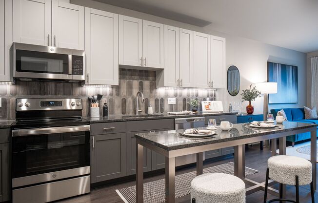 2 beds, 2 baths, $3,495, Unit 405