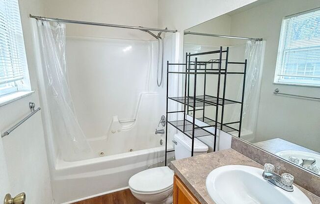 2 beds, 2.5 baths, $1,450, Unit Unit 1203