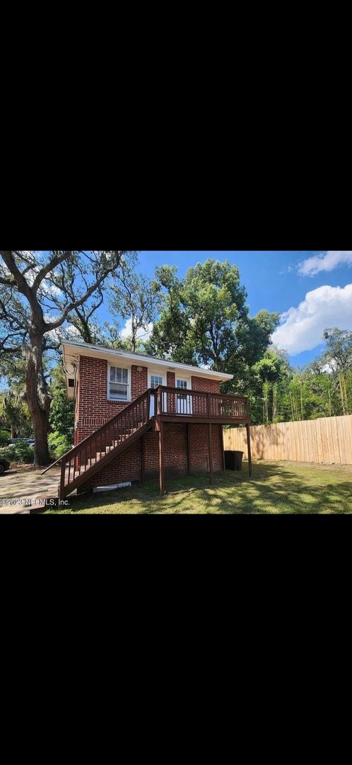 2 beds, 1 bath, 600 sqft, $1,395, Unit 1687 Fishweir Creek Lane