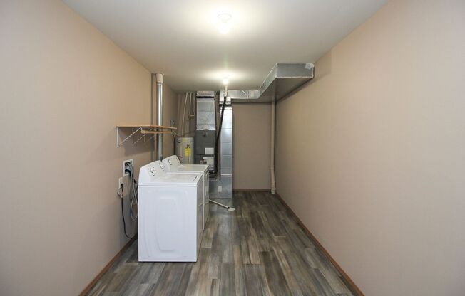 1 bed, 1 bath, 962 sqft, $1,155, Unit 4109-11