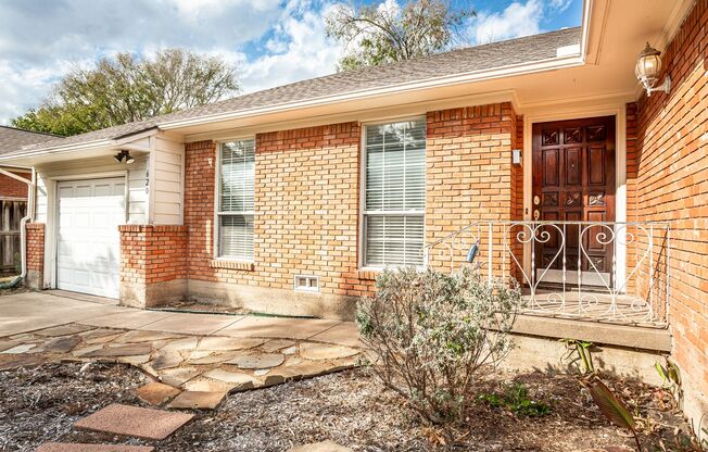 2 Bedroom, 2 Bath Home in Richardson Heights