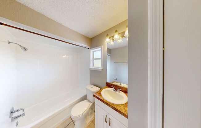 1 bed, 1 bath, 750 sqft, $900, Unit 2020-3