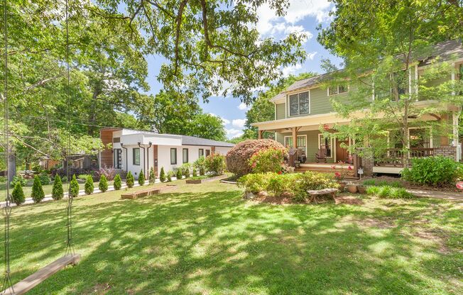 Beautiful 4/4 Plus Office, 4 Blocks From EAV w/ Awesome Fenced in Backyard!
