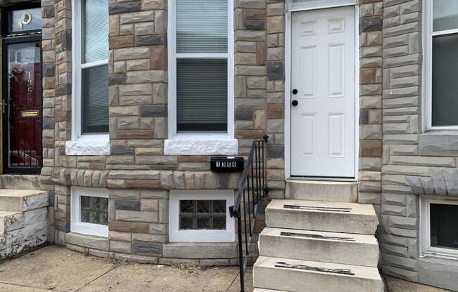 3 beds, 1 bath, 1,152 sqft, $1,550
