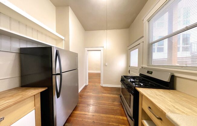 Studio, 1 bath, 390 sqft, $1,395, Unit H