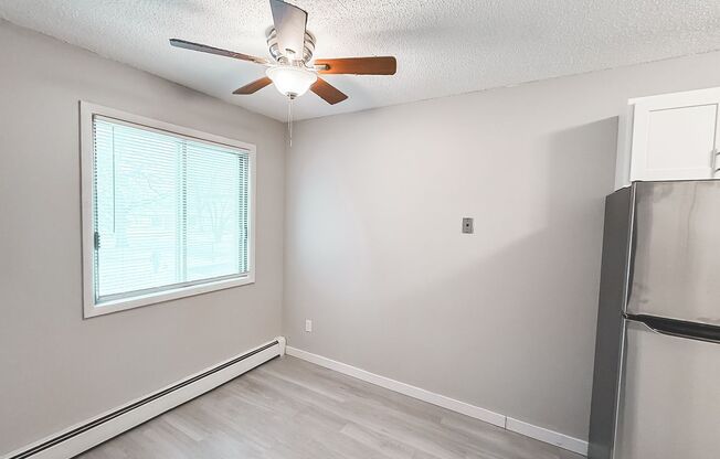 The Groves Apartments