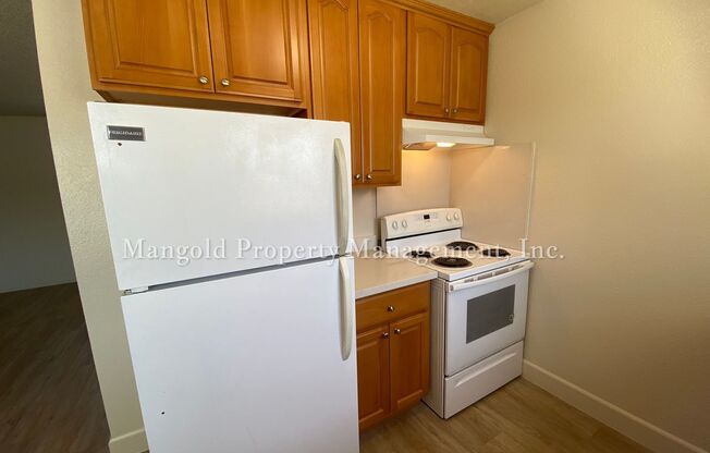 1 bed, 1 bath, 620 sqft, $1,725, Unit 0989-2