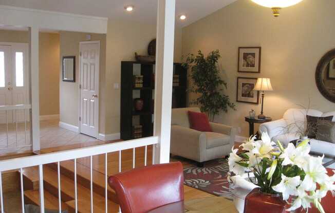 Beautiful Single Family Home in Waverly Park West