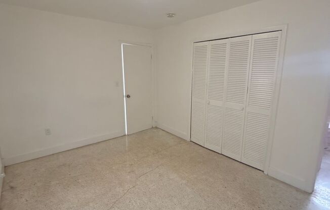 1 bed, 1 bath, 500 sqft, $1,700, Unit 7