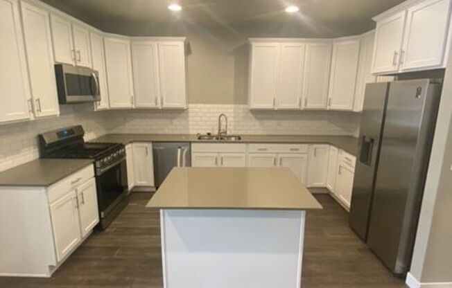 Gorgeous Bountiful Townhomes!!!