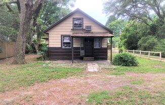 3 beds, 1 bath, $1,695