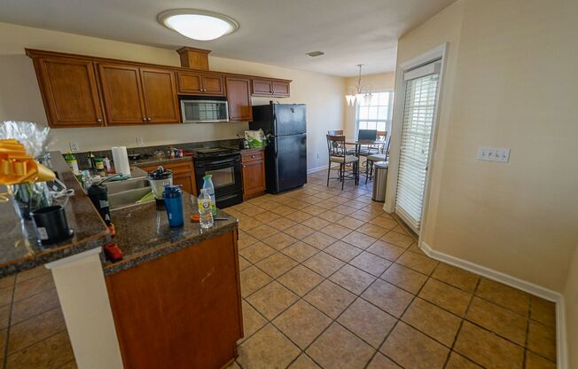 3 beds, 2 baths, $1,800