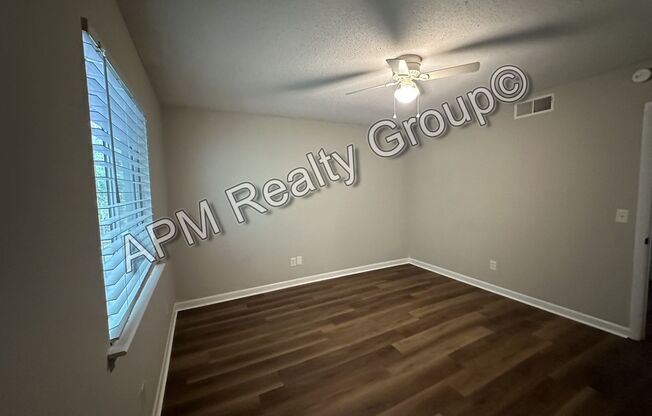 2 beds, 1.5 baths, $1,250