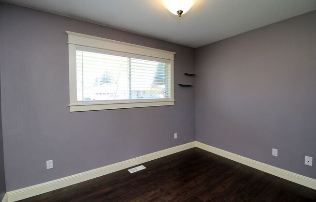 3 beds, 2 baths, $3,295