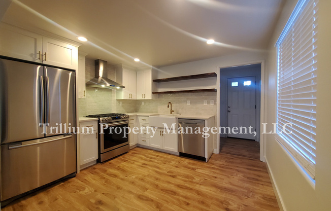 4835 N WILLAMETTE BLVD