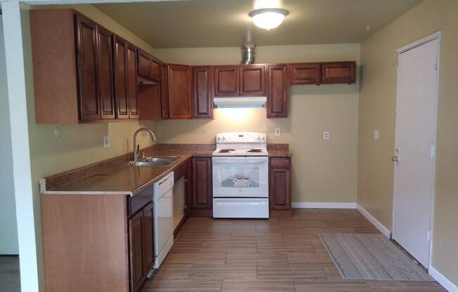 2 beds, 1 bath, 900 sqft, $1,795, Unit 5334