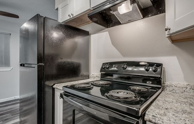 1 bed, 1 bath, 750 sqft, $880, Unit 5905-203