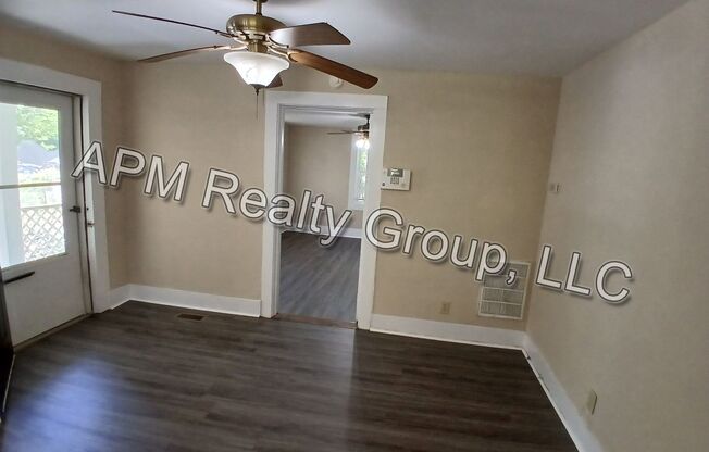 2 beds, 1 bath, $1,195