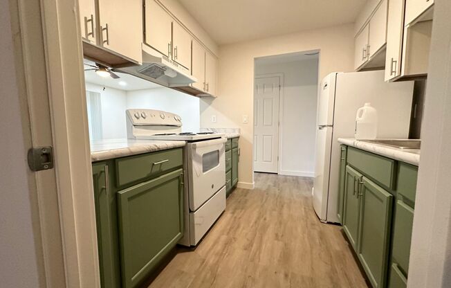 Charming 3 Bedroom Cornelius Duplex!