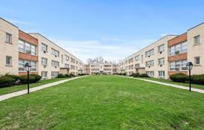 1822-1838 W 107th St